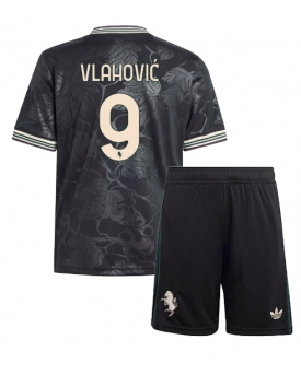 Billige Fotballdrakt Juventus Dusan Vlahovic #9 Replika Tredjedraktsett Barn 2025-26 Kortermet (med bukser)